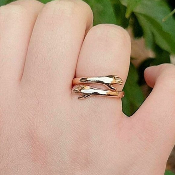 1 SALE! I give you a Hug Ring, lovely ring, Adj!!! - Picture 1 of 2